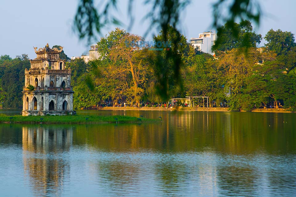  ทัวร์ฮานอย ทะเลสาบคืนดาบฮว่านเกี๋ยม (Hoan Kiem Lake) Image 5
