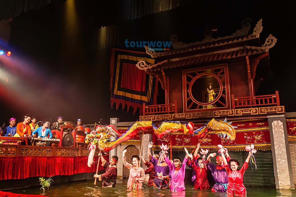    ทัวร์ฮานอย โรงละครหุ่นกระบอกน้ำ (Thăng Long Water Puppet Theater) Image 8