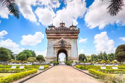 ทัวร์ลาว ประตูชัย Image8