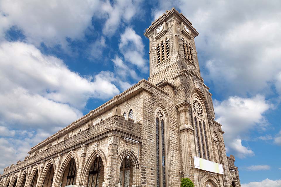  ทัวร์ญาจาง โบสถ์ญาจาง (Nha Trang Cathedral) Image8