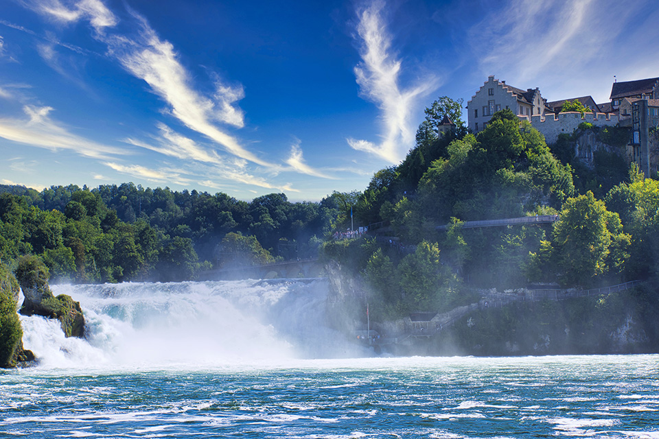 ที่เที่ยวสวิตเซอร์แลนด์ Rhine Falls (น้ำตกไรน์) Image7