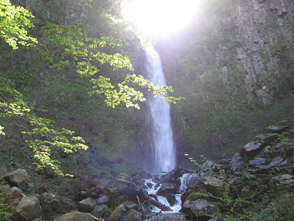 ทัวร์ทตโตริ น้ำตกอาเมดากิ (Amedaki Waterfall) Image11