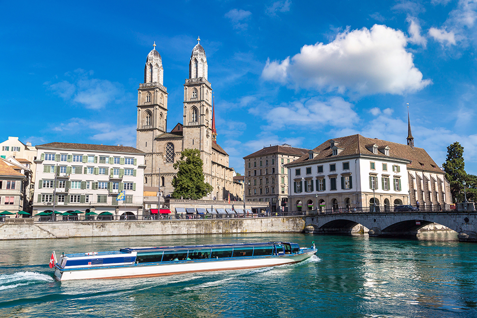 ทัวร์ซูริค Grossmünster Image10
