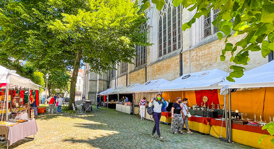 ทัวร์เบลเยียม ตลาดของเก่า Sablon (Antiekmarkt van de Zavel) Image18