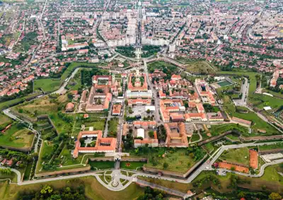 ทัวร์โรมาเนีย ป้อมปราการแห่งอัลบา อูเลีย (Citadel of Alba Iulia) Image10