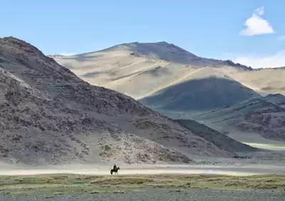 ทัวร์มองโกเลีย อัมนูโกวี (Omnogovi) Image6