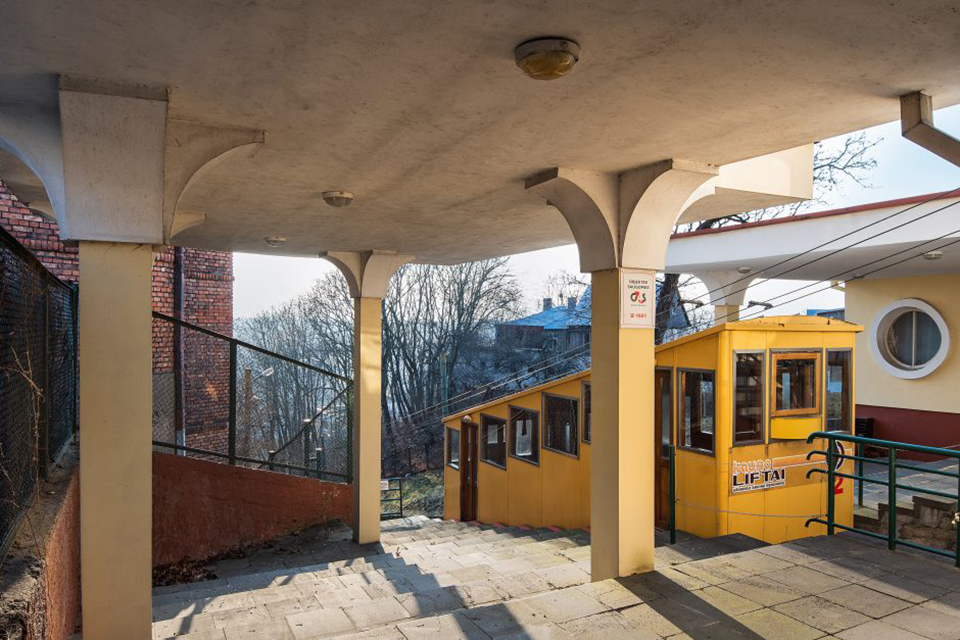 ทัวร์ลิทัวเนีย นั่งรถไฟกระเช้าไฟฟ้า Žaliakalnis Image11