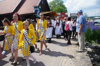 ทัวร์ลิทัวเนีย ถนน Didžioji และศาลากลาง (Didžioji Street & Town Hall) Image22