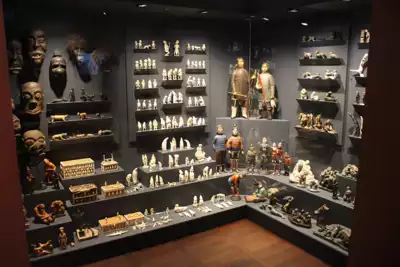 ทัวร์กรีนแลนด์ เที่ยวพิพิธภัณฑ์ Greenland National Museum and Archives Image17